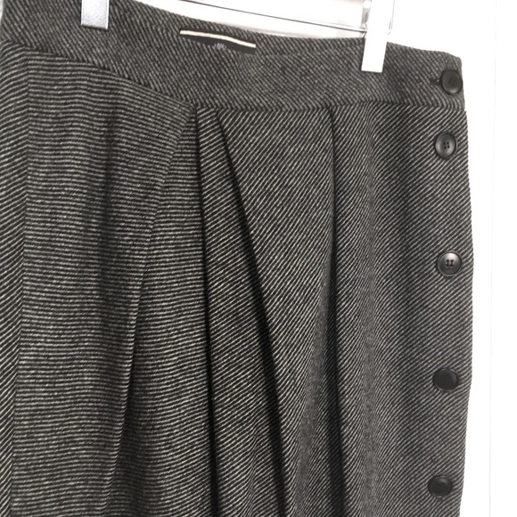 Elegant gray and black mini skirt - Picture 4 of 9